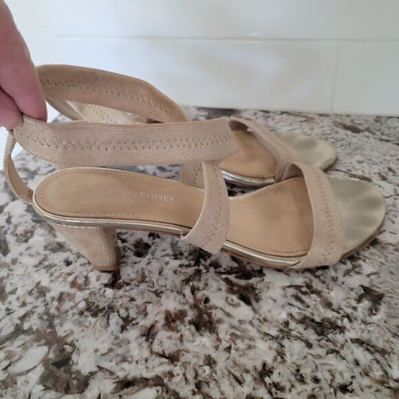 Donald Pliner Sandal  size 8.5 M - Picture 2 of 8